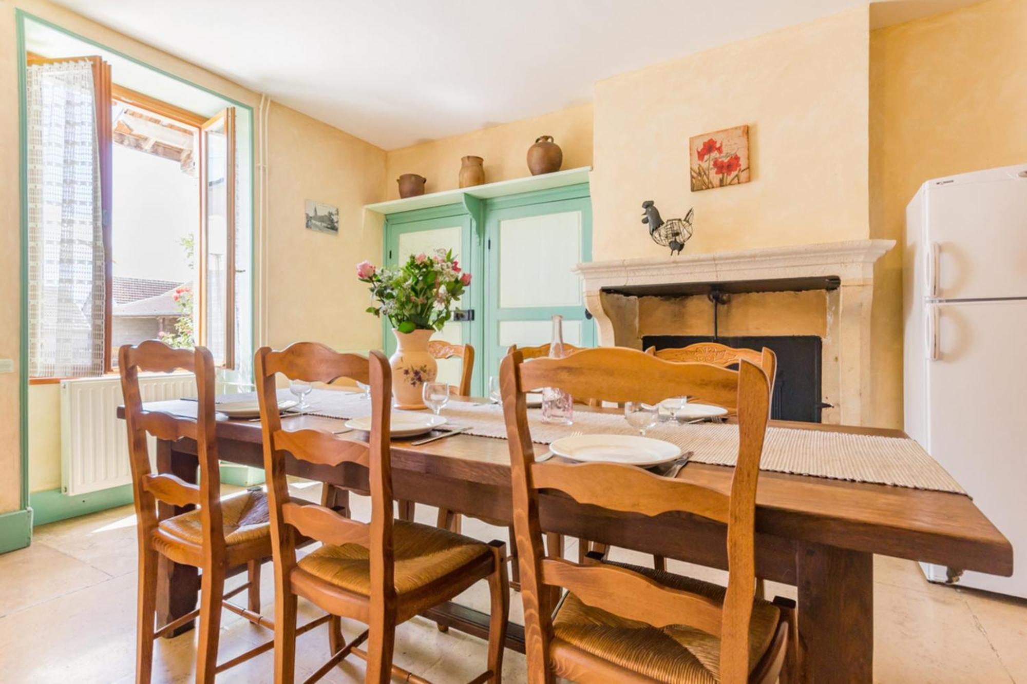 Maison Chaleureuse A Eringes Avec Jardin Et Parking Inclus Екстериор снимка